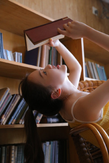 如何能让下面变紧致一点